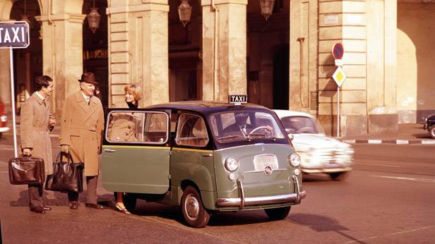 05-Fiat-Multipla-600-taxi.jpg