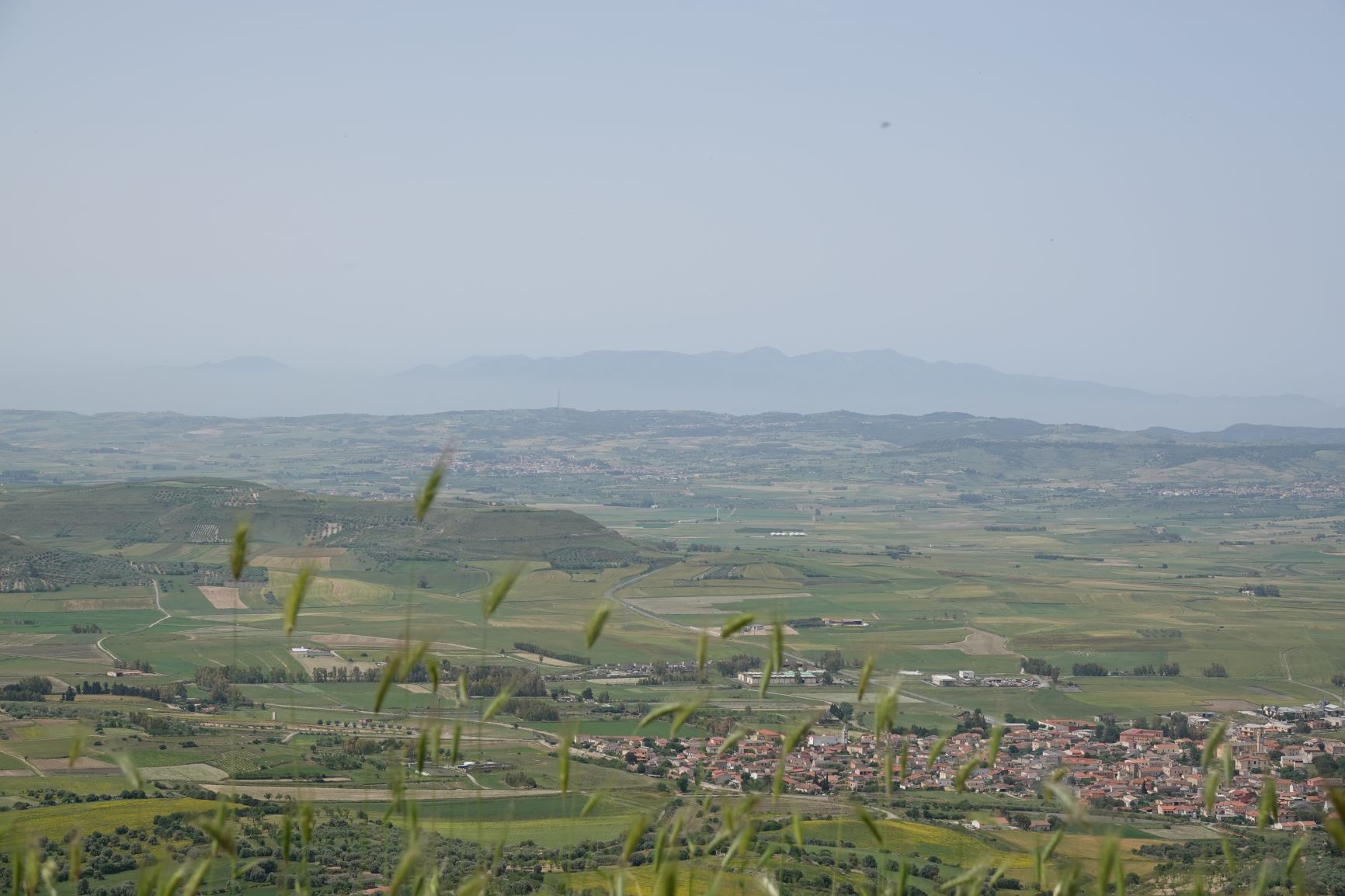 Ein weiter Blick über das Land