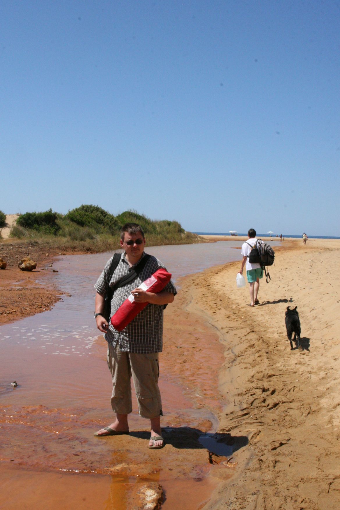 Blick zum Meer (2008) und man sieht: das Meer erreicht er nicht. :)